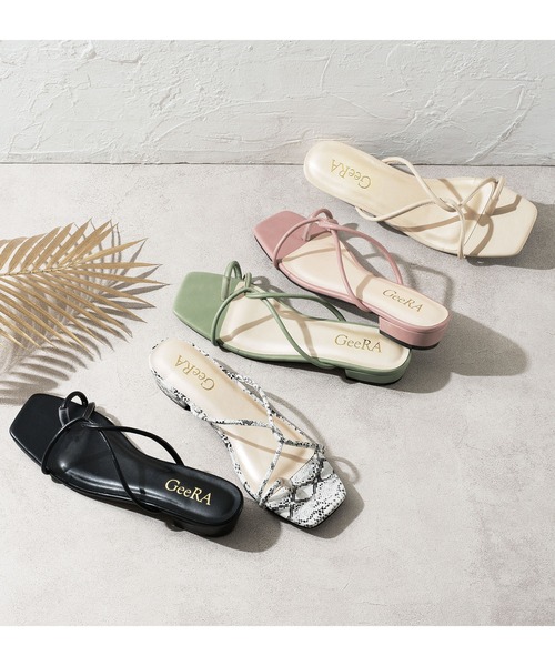 GeeRA（ジーラ）の「サムストラップクロスラインサンダル（サンダル・レディース・スモークピンク/アイボリー/ブラック/パイソン/グリーン・X-LARGE/SMALL/LARGE/MEDIUM）」の15枚目の写真
