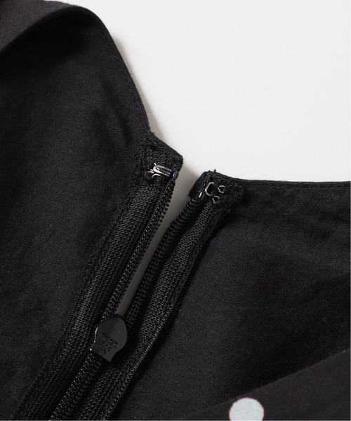 La TOTALITE（ラトータリテ）の「《追加》ドットフリルスリーブVネックワンピース【手洗い可能◆（ワンピース・レディース・ブラック/ベージュ・38/36）」の21枚目の写真