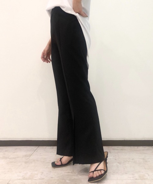 Solace（ソレイス）の「センタータックセミフレアパンツ（スラックス・レディース・ブラック/ライトグリーン/ライトブルー・FREE）」の15枚目の写真