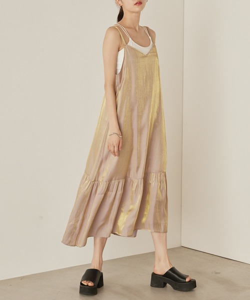 mikke（ミッケ）の「シャンブレーティアードキャミソールワンピース（ワンピース・レディース・チャコールグレー/ベージュ/パープル・FREE）」の3枚目の写真