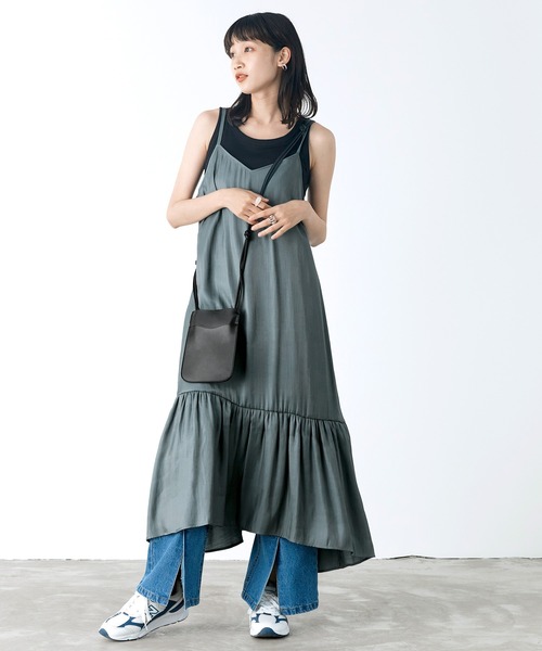 mikke（ミッケ）の「シャンブレーティアードキャミソールワンピース（ワンピース・レディース・チャコールグレー/ベージュ/パープル・FREE）」の12枚目の写真