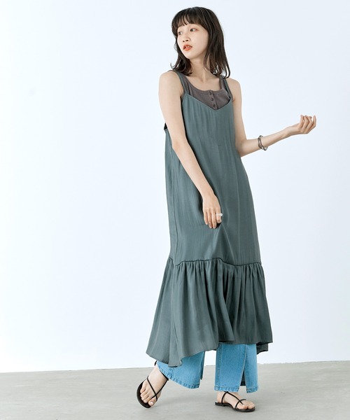 mikke（ミッケ）の「シャンブレーティアードキャミソールワンピース（ワンピース・レディース・チャコールグレー/ベージュ/パープル・FREE）」の16枚目の写真