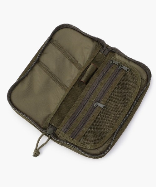 BRIEFING(ブリーフィング)の「JET TRIP CASE(クラッチバッグ・メンズ・ブラック/ダークグリーン・FREE)」の6枚目の写真