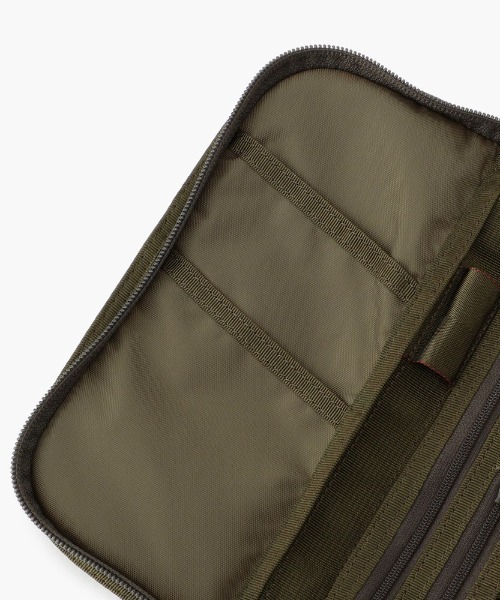 BRIEFING(ブリーフィング)の「JET TRIP CASE(クラッチバッグ・メンズ・ブラック/ダークグリーン・FREE)」の7枚目の写真