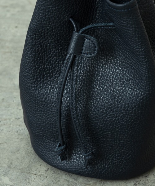 SLOW（スロウ）の「【SLOW×Lui's/スロウ×ルイス】 巾着バッグ（ショルダーバッグ・メンズ・ブラック/グレー/オフホワイト/ダークブラウン/ネイビー/オレンジ・FREE）」の14枚目の写真