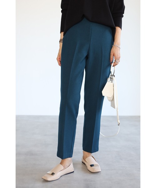 Bonjour Sagan(ボンジュールサガン)の「ウエストゴムカラーテーパードパンツ(スラックス・レディース・ホワイト/ワインレッド/ブルー系その他・FREE)」の1枚目の写真