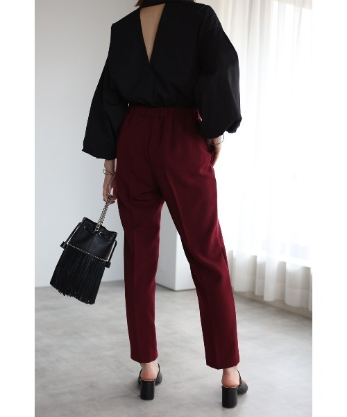 Bonjour Sagan(ボンジュールサガン)の「ウエストゴムカラーテーパードパンツ(スラックス・レディース・ホワイト/ワインレッド/ブルー系その他・FREE)」の5枚目の写真