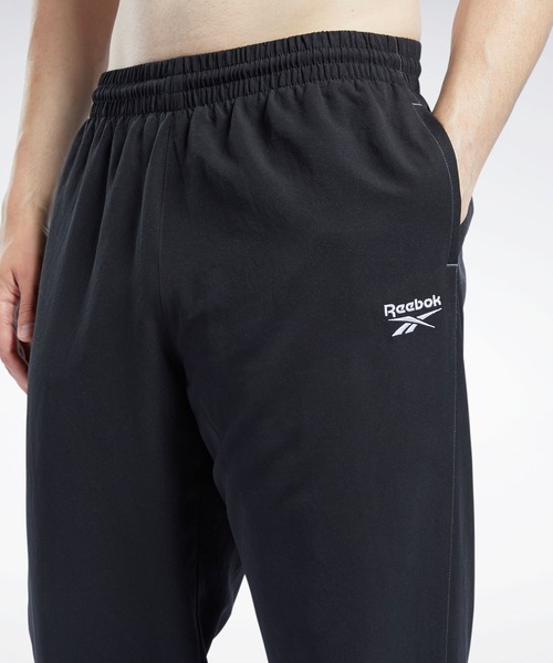 Reebok(リーボック)の「クラシックス バックベクター トラック パンツ / Classics Back Vector Track Pants(スウェットパンツ・メンズ・ブラック/ネイビー・XX-LARGE/LARGE/X-LARGE/MEDIUM/SMALL/X-SMALL/XXX-LARGE)」の9枚目の写真