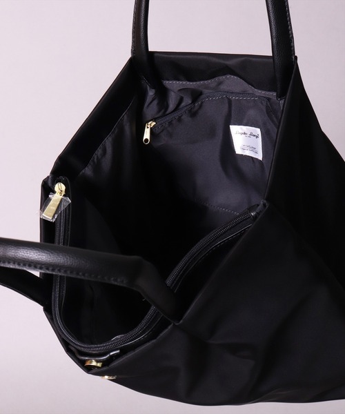 Legato Largo（レガートラルゴ）の「(LF)【Legato Largo】肩楽(かたらく)PC収納 ナイロン トートバッグ（トートバッグ・レディース・ブラック/グレー/ネイビー/ベージュ/ライトブラウン・ONE SIZE）」の7枚目の写真