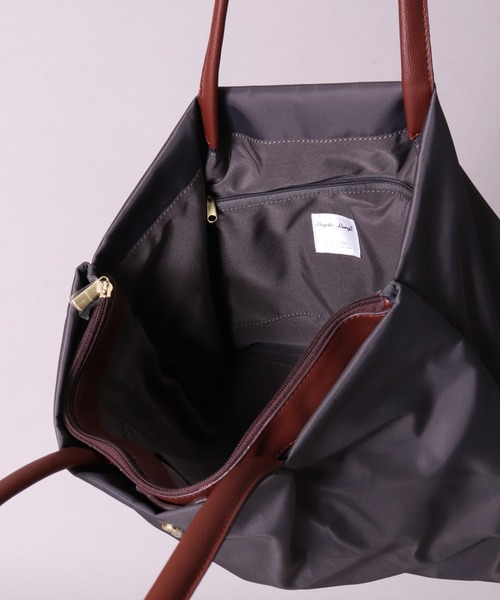 Legato Largo（レガートラルゴ）の「(LF)【Legato Largo】肩楽(かたらく)PC収納 ナイロン トートバッグ（トートバッグ・レディース・ブラック/グレー/ネイビー/ベージュ/ライトブラウン・ONE SIZE）」の9枚目の写真