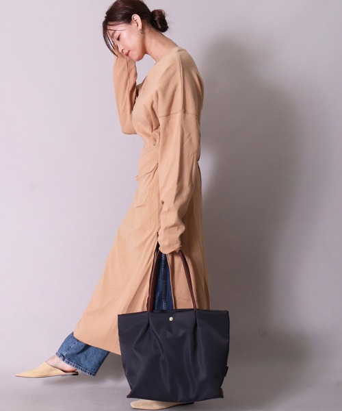 Legato Largo（レガートラルゴ）の「(LF)【Legato Largo】肩楽(かたらく)PC収納 ナイロン トートバッグ（トートバッグ・レディース・ブラック/グレー/ネイビー/ベージュ/ライトブラウン・ONE SIZE）」の6枚目の写真