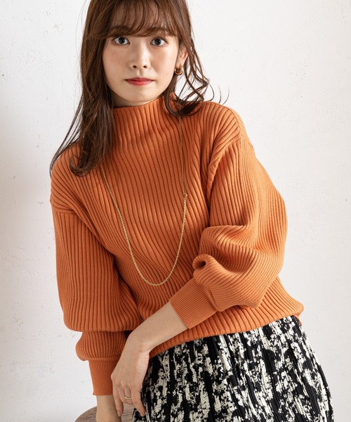 prose verse（プロズヴェール）の「袖ふわボトルネックニット（ニット/セーター・レディース・ホワイト系その他/ブラック/ベージュ/グリーン/パープル/イエロー/ピンク/ブルー/オレンジ/ベビーピンク/グレー/オフホワイト・ﾌﾘ-）」の12枚目の写真