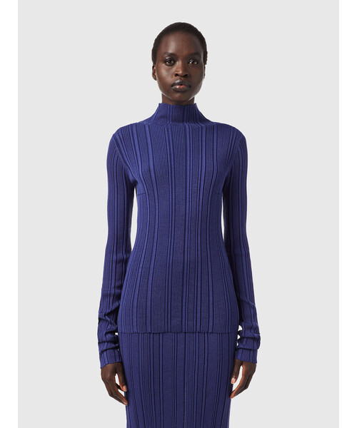 DIESEL(ディーゼル)の「レディース タートルネック ニット リブニット スリムフィット(ニット/セーター・レディース・グリーン/グレー/パープル・LARGE/SMALL/X-SMALL/MEDIUM)」の18枚目の写真