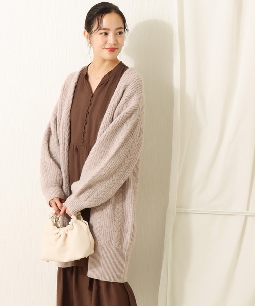 libelle more（リベル モア）の「6Gブークレケーブル柄ニットトッパー（カーディガン/ボレロ・レディース・ベージュ/ピンク/ブラック/グレイッシュブルー・L/M）」の9枚目の写真