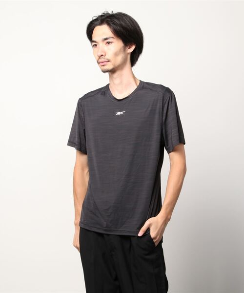Reebok（リーボック）の「レズミルズR ボディパンプR アクティブチル Tシャツ  / Les MillsR BodyPumpR Activchill T-Shirt（Tシャツ/カットソー・メンズ・ブラック・SMALL/XX-LARGE/MEDIUM/LARGE/X-SMALL/XXX-LARGE/X-LARGE）」の3枚目の写真