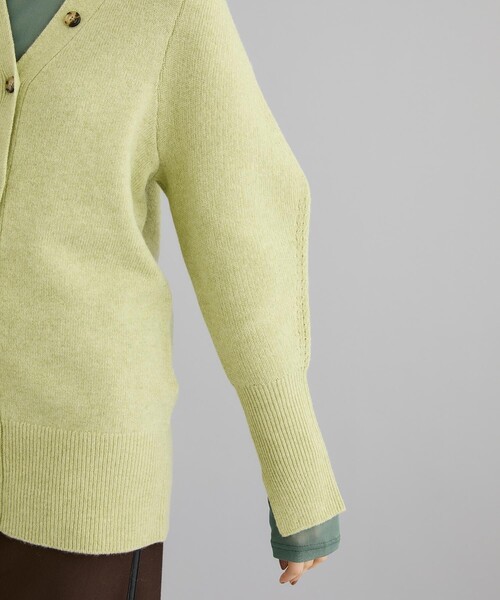 Uhr（ウーア）の「【Uhr(ウーア)】コンストラクティブVネックカーディガン 21AWUhr-KT229（カーディガン/ボレロ・レディース・グレー/グリーン・FREE）」の17枚目の写真