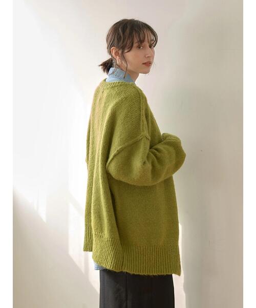 earth music&ecology（アースミュージックアンドエコロジー）の「深Vネックビッグカーディガン＊（カーディガン/ボレロ・レディース・ライトベージュ/ロイヤルブルー/グリーン系その他3/ブラック/ライラック・FREE）」の13枚目の写真