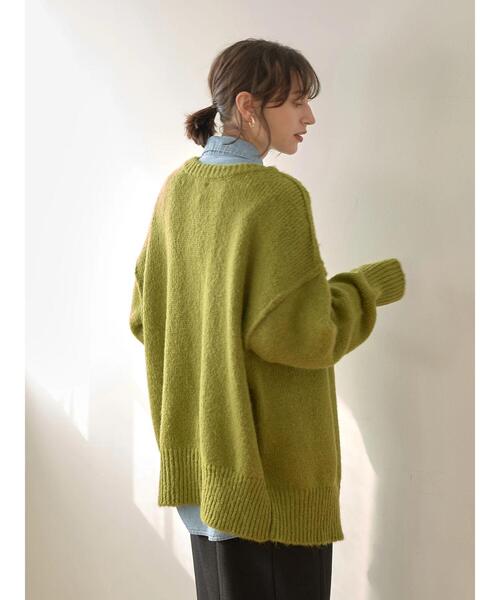 earth music&ecology（アースミュージックアンドエコロジー）の「深Vネックビッグカーディガン＊（カーディガン/ボレロ・レディース・ライトベージュ/ロイヤルブルー/グリーン系その他3/ブラック/ライラック・FREE）」の14枚目の写真