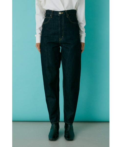BLACK BY MOUSSY(ブラックバイマウジー)の「JAVA one wash denim(ジャワワンウォッシュデニム)(デニムパンツ・レディース・ダークブルー・24inch/25inch/26inch/23inch)」の5枚目の写真