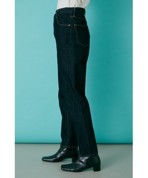 BLACK BY MOUSSY(ブラックバイマウジー)の「JAVA one wash denim(ジャワワンウォッシュデニム)(デニムパンツ・レディース・ダークブルー・24inch/25inch/26inch/23inch)」の2枚目の写真