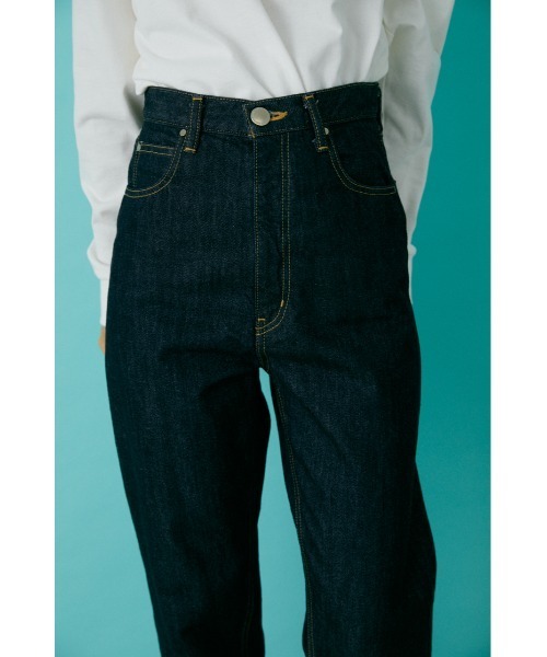BLACK BY MOUSSY(ブラックバイマウジー)の「JAVA one wash denim(ジャワワンウォッシュデニム)(デニムパンツ・レディース・ダークブルー・24inch/25inch/26inch/23inch)」の9枚目の写真
