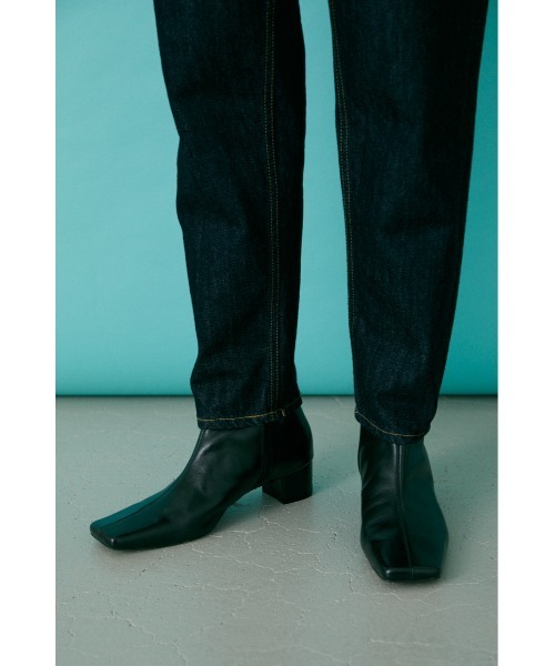 BLACK BY MOUSSY(ブラックバイマウジー)の「JAVA one wash denim(ジャワワンウォッシュデニム)(デニムパンツ・レディース・ダークブルー・24inch/25inch/26inch/23inch)」の4枚目の写真