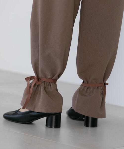 CITEN（シテン）の「＜CITEN（シテン）＞バルーンヘム カーゴパンツ（カーゴパンツ・レディース・オフホワイト/モカ・S/M）」の3枚目の写真