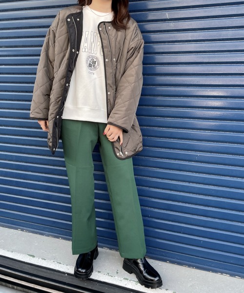 Chiaro（キアロ）の「中綿リバーシブルキルティングミドルコート（ノーカラージャケット・レディース・アイボリー/ブラック/カーキ・FREE）」の15枚目の写真