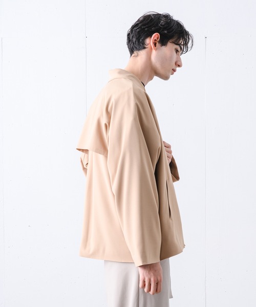 YUEATE（ユエイト）の「【YUEATE×LILL】"big lapel loose jakets" ビックラペルルーズジャケット（テーラードジャケット・メンズ・ブラック/グレイッシュベージュ・MEDIUM/LARGE）」の10枚目の写真