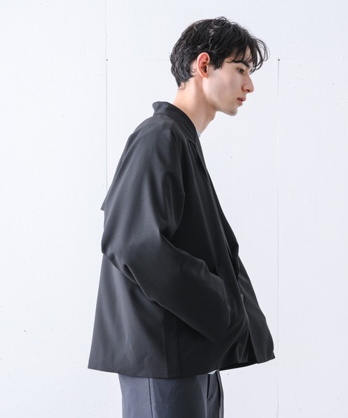 YUEATE（ユエイト）の「【YUEATE×LILL】"big lapel loose jakets" ビックラペルルーズジャケット（テーラードジャケット・メンズ・ブラック/グレイッシュベージュ・MEDIUM/LARGE）」の6枚目の写真