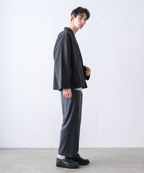 YUEATE（ユエイト）の「【YUEATE×LILL】"big lapel loose jakets" ビックラペルルーズジャケット（テーラードジャケット・メンズ・ブラック/グレイッシュベージュ・MEDIUM/LARGE）」の12枚目の写真
