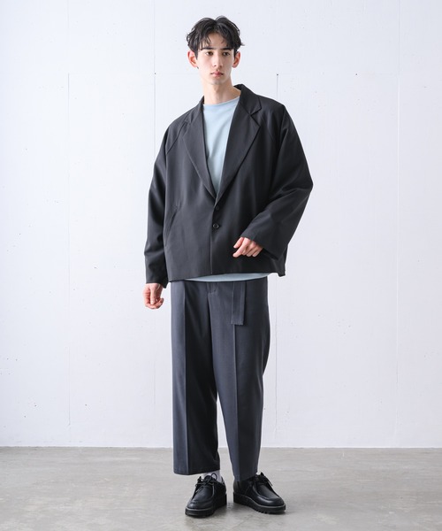YUEATE（ユエイト）の「【YUEATE×LILL】"big lapel loose jakets" ビックラペルルーズジャケット（テーラードジャケット・メンズ・ブラック/グレイッシュベージュ・MEDIUM/LARGE）」の11枚目の写真