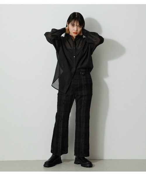AZUL by moussy（アズールバイマウジー）の「SHEER CHECK PANTS/シアーチェックパンツ（その他パンツ・レディース・ブラック/ライトイエロー・SMALL/MEDIUM）」の4枚目の写真