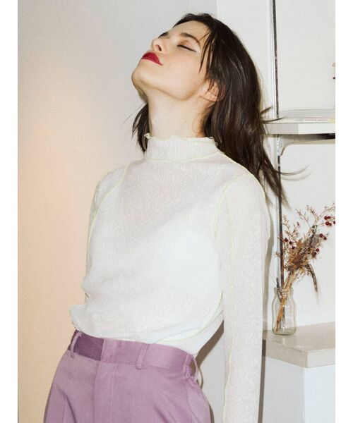 jouetie(ジュエティ)の「しぼしぼシースルーメロートップス(Tシャツ/カットソー・レディース・ブラック/オフホワイト/オレンジ/グリーン・MEDIUM)」の2枚目の写真