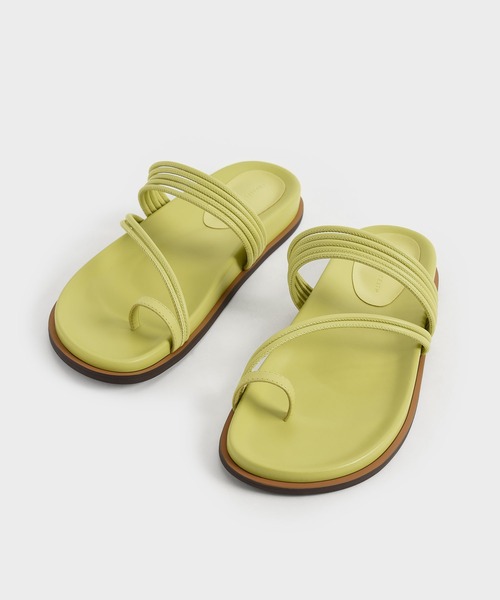 CHARLES & KEITH(チャールズ & キース)の「トウループ ストラッピーフラットサンダル / Toe Loop Strappy Flat Sandals(サンダル・レディース・ブラック/オフホワイト/ライム・22.5cm/23cm/23.5cm/24.5cm/25cm/25.5cm)」の10枚目の写真