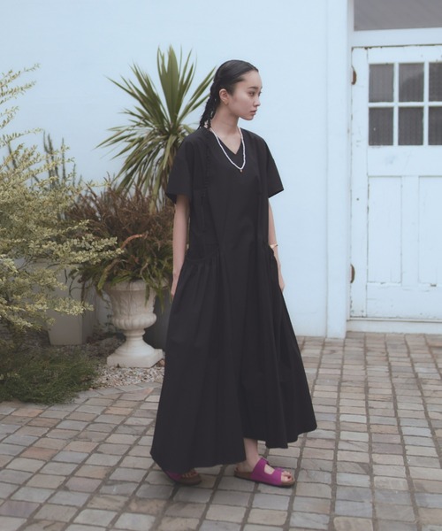 manana suerte(マニャーナスエルテ)の「ギャザーポケットワンピース(ワンピース・レディース・ブラック/ブルー/グリーン・FREE)」の8枚目の写真