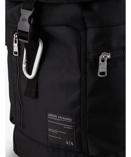 ARMANI EXCHANGE（アルマーニエクスチェンジ）の「【A|X アルマーニ エクスチェンジ】AXロゴパッチ　シングルベルトフラップ　バックパック（バックパック/リュック・メンズ・ブラック/マルチ・FREE）」の7枚目の写真