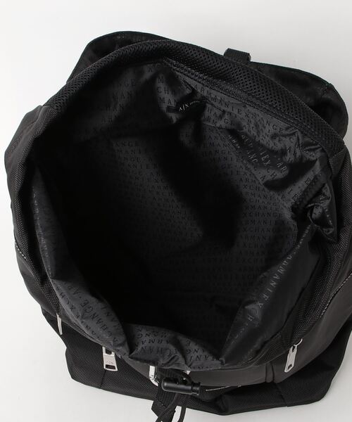 ARMANI EXCHANGE（アルマーニエクスチェンジ）の「【A|X アルマーニ エクスチェンジ】AXロゴパッチ　シングルベルトフラップ　バックパック（バックパック/リュック・メンズ・ブラック/マルチ・FREE）」の11枚目の写真
