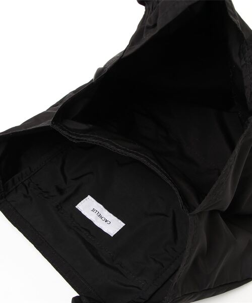 Te chichi（テチチ）の「フリルハンドルダブルトートバッグ(小)（ハンドバッグ・レディース・パープル/ブラック/ベージュ系その他・ﾌﾘ-）」の6枚目の写真