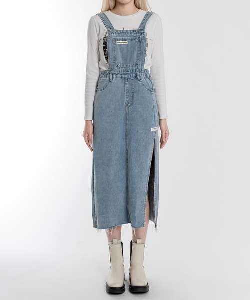 FOLLOWIN（フォロウィン）の「サスペンダーサイドスリットオーバーオールワンピース（ワンピース・レディース・ブルー/ブラック・FREE）」の20枚目の写真