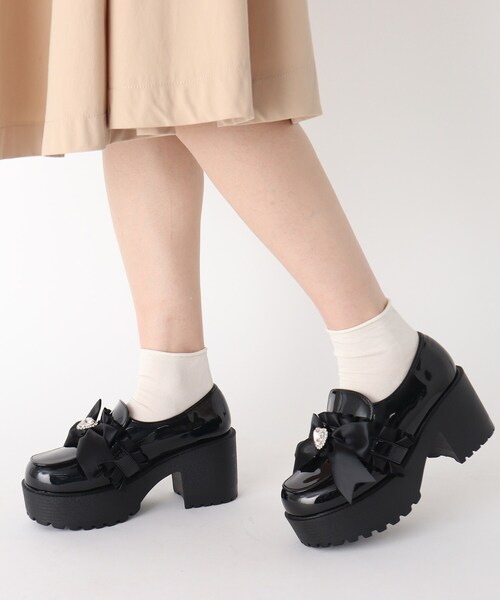 cs T&P(シーエスティーアンドピー)の「フリルレース×キラキラハート付き厚底パンプス(パンプス・レディース・ホワイト系2/ブラック系1/チョコ・S/M/L/LL)」の12枚目の写真