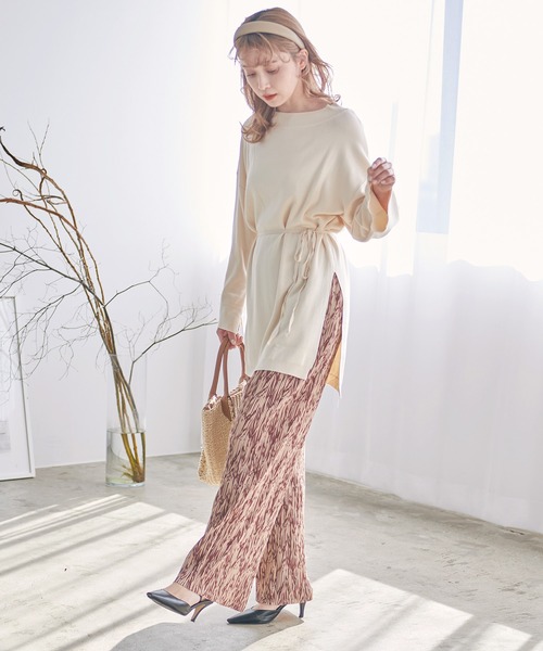 Dita（ディータ）の「《長さ自由自在!カット可能◎》デザインプリーツリラックスパンツ（その他パンツ・レディース・ブラック/レンガ・M/L）」の2枚目の写真