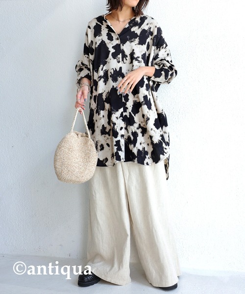 antiqua（アンティカ）の「水彩柄ワイドシャツ（シャツ/ブラウス・レディース・ブラック/ベージュ系その他・FREE）」の12枚目の写真