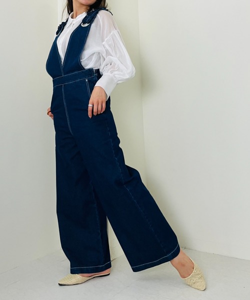 DOLLUPOOPS（ドールアップウップス）の「フリルデニムロンパース（サロペット/オーバーオール・レディース・ネイビー/サックスブルー・38）」の2枚目の写真