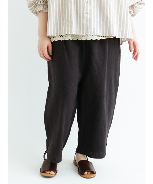 Samansa Mos2（サマンサ モスモス）の「裾ラウンドスリットバルーンパンツ（その他パンツ・レディース・ベージュ/オフホワイト/チャコール・ﾌﾘ-）」の2枚目の写真