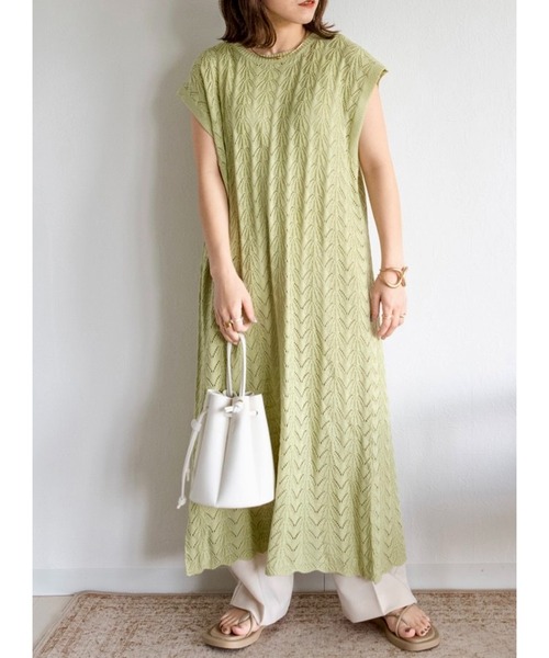 Amourire（アムリール）の「【yumiコラボ】前後２WAY透かし編みニットワンピース（ワンピース・レディース・オフホワイト/ピンク/グリーン/ブラウン/アイボリー・M）」の11枚目の写真