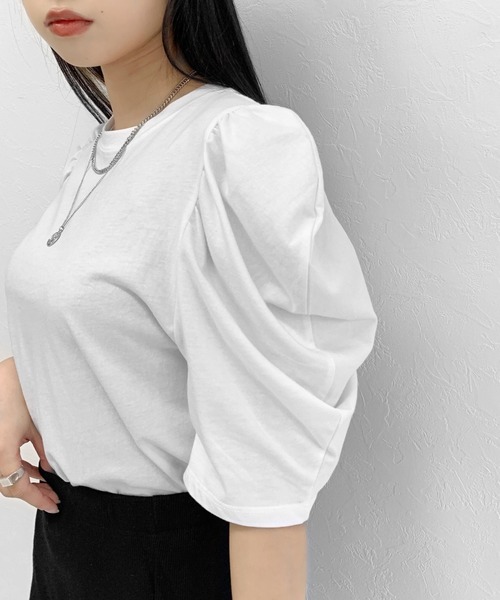 LVEU.（ラブユ.）の「Short sleeve puff T-shirt / ショートスリーブパフTシャツ（Tシャツ/カットソー・レディース・ホワイト/ブラック・FREE）」の6枚目の写真
