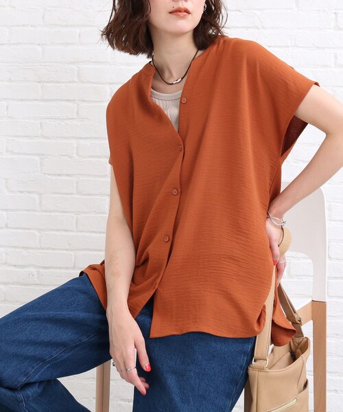 SHOO・LA・RUE(シューラルー)の「◆バンドカラー前開きシャツ(シャツ/ブラウス・レディース・ダークグリーン/ネイビー/オフホワイト/オリーブ/ダークオレンジ/パープル系4・00)」の6枚目の写真