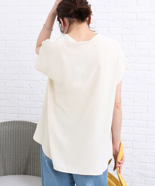 SHOO・LA・RUE(シューラルー)の「◆バンドカラー前開きシャツ(シャツ/ブラウス・レディース・ダークグリーン/ネイビー/オフホワイト/オリーブ/ダークオレンジ/パープル系4・00)」の8枚目の写真