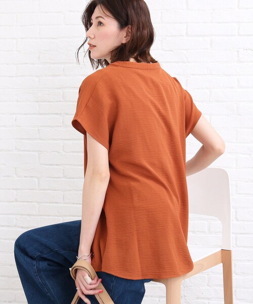 SHOO・LA・RUE(シューラルー)の「◆バンドカラー前開きシャツ(シャツ/ブラウス・レディース・ダークグリーン/ネイビー/オフホワイト/オリーブ/ダークオレンジ/パープル系4・00)」の19枚目の写真